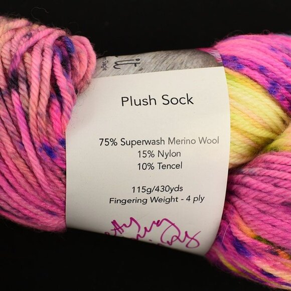 Lolo Did It Plush Sock Fingering Yarn SW Merino Blend 430yds Pretty Young Thing - Picture 3 of 4